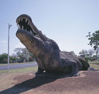 Crocodile Statue - Surfers Gold Coast
