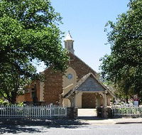 St George Church and Cemetery Tours - Surfers Gold Coast