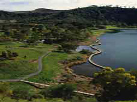Mount Gambier Crater Lakes - Surfers Gold Coast 0