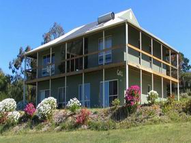Waggon Road Studio Gallery - Surfers Gold Coast 0