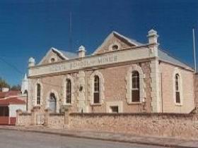 Local And Family History Resource Centre - Surfers Gold Coast 0