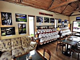 Purple Possum Wholefoods And Cafe - Surfers Gold Coast 0