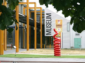 Queen Victoria Museum And Art Gallery - Surfers Gold Coast 0