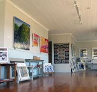 Tamar Valley Art Shack - Surfers Gold Coast