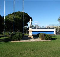 Oxley War Memorial - Surfers Gold Coast