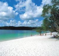 Lake McKenzie - Surfers Gold Coast