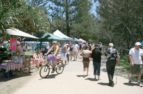 Broadbeach Beachfront Markets - Surfers Gold Coast 5