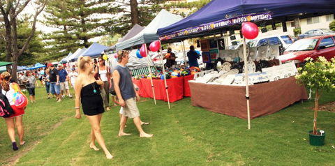 Broadbeach Beachfront Markets - Surfers Gold Coast 6