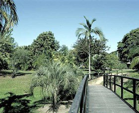 Ingham Memorial Gardens - Surfers Gold Coast 0