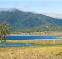 Lake Elphinstone - Surfers Gold Coast