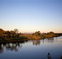 Lake Wivenhoe - Surfers Gold Coast
