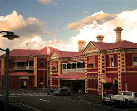 Historic Walk Through Mort Estate - Surfers Gold Coast 0