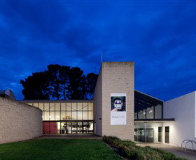 Monash Gallery Of Art - Surfers Gold Coast 0