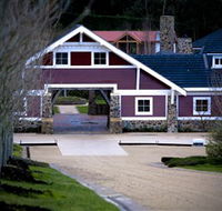 Ocean Eight Vineyard  Winery - Surfers Gold Coast
