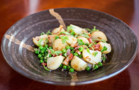 Saint Regis Winery, Food & Wine Bar - Surfers Gold Coast 1