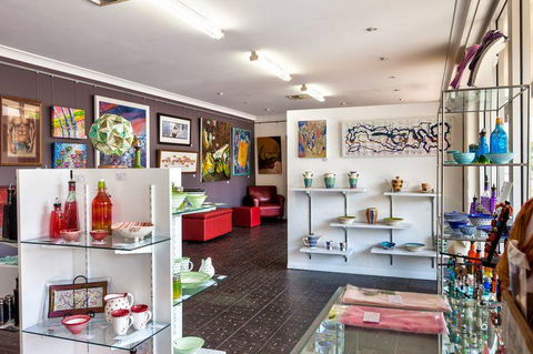 GIGS Art Gallery & Studios - Surfers Gold Coast 1