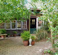 Gumnut Hideaway Gallery - Surfers Gold Coast