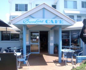 Breakers Cafe And Restaurant - Surfers Gold Coast 0