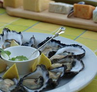 Oyster Shed on Wray Street - Surfers Gold Coast