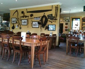 The Beekeepers Inn - Surfers Gold Coast 0
