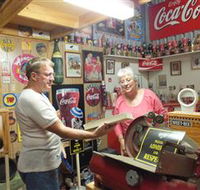 Bob's Shed - Surfers Gold Coast
