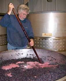 Mundoonen Winery - Surfers Gold Coast 0
