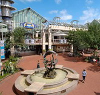 Warringah Mall - Surfers Gold Coast
