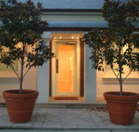 Australian Galleries - Roylston Street - Surfers Gold Coast
