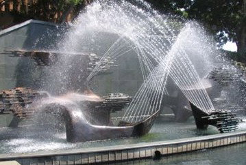 Newcastle Art Gallery - Surfers Gold Coast 0