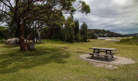 Bonnie Vale Picnic Area - Surfers Gold Coast 0