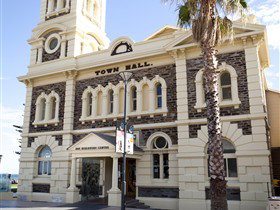 Bay Discovery Centre Museum - Surfers Gold Coast 0
