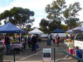 Riverland Farmers Market - Surfers Gold Coast 2