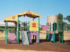 Charleville - Graham Andrews Parklands - Surfers Gold Coast 4