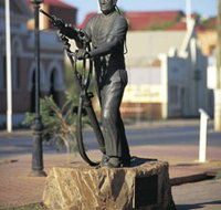 Miners Monument - Surfers Gold Coast