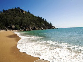 Horseshoe Bay - Surfers Gold Coast 0