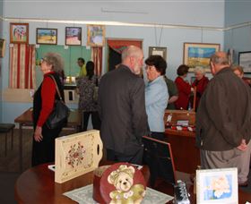 Peak Hill Art Gallery - Surfers Gold Coast 0