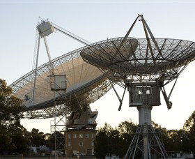 CSIRO Parkes Radio Telescope - Surfers Gold Coast 1