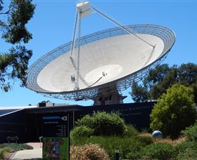 CSIRO Parkes Radio Telescope - Surfers Gold Coast 5