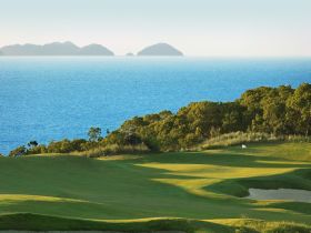 Hamilton Island Golf Club - Surfers Gold Coast 1