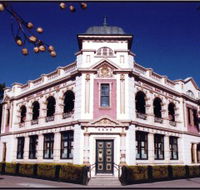 Moree Plains Gallery - Surfers Gold Coast