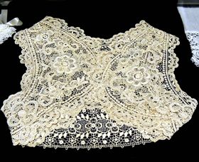 Benalla Costume And Kelly Museum - Surfers Gold Coast 6