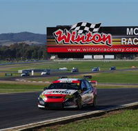 Winton Motor Raceway - Surfers Gold Coast
