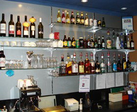 Wangaratta RSL - Surfers Gold Coast 5