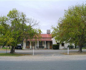 Round Hill Hotel - Surfers Gold Coast 0