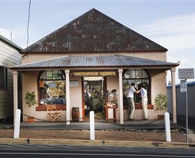 Tenterfield Saddler - Surfers Gold Coast 0