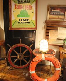 Peachtree Antiques - Surfers Gold Coast 4