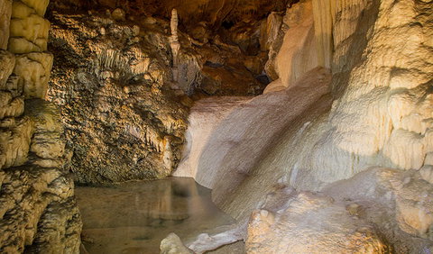 Kooringa Cave - Surfers Gold Coast 1