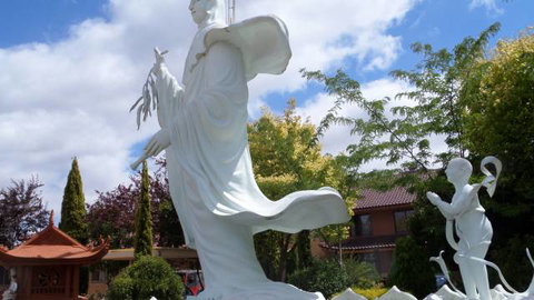 Sakyamuni Buddhist Centre/Van Hanh Monastery - Surfers Gold Coast 3