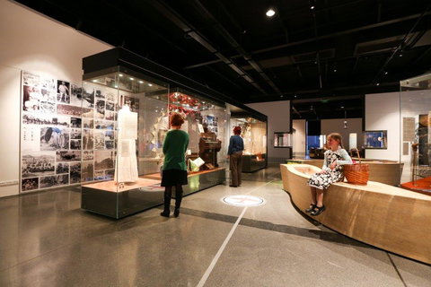 Albury Library Museum - Surfers Gold Coast 8