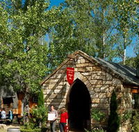Stonehurst Cedar Creek Vineyard - Surfers Gold Coast